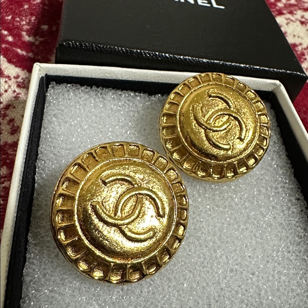 Chanel Gold-Tone Interlocking CC Button Earrings - Picture 3 of 10